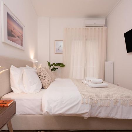 Unique 2 Bedrooms Apartment, Steps To Plaka And City Center Αθήνα Εξωτερικό φωτογραφία