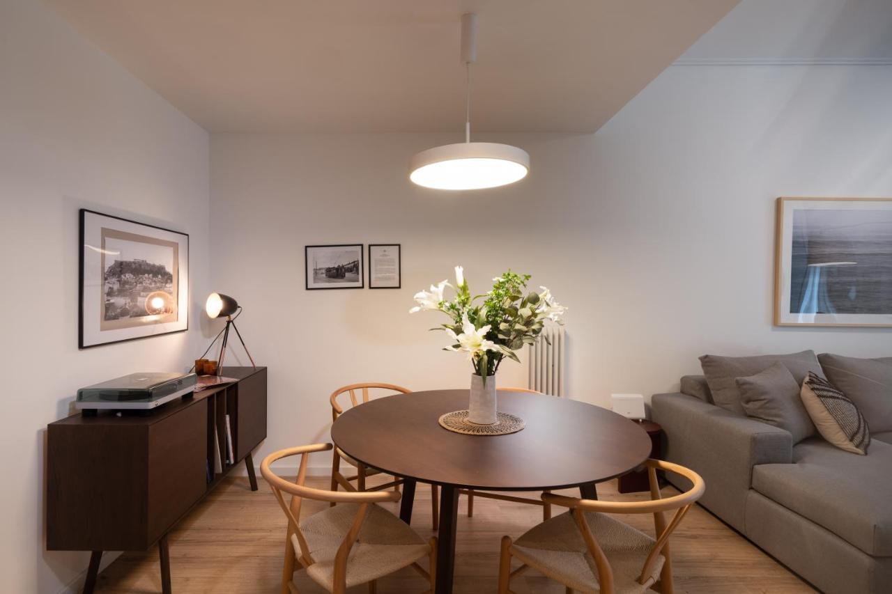 Unique 2 Bedrooms Apartment, Steps To Plaka And City Center Αθήνα Εξωτερικό φωτογραφία