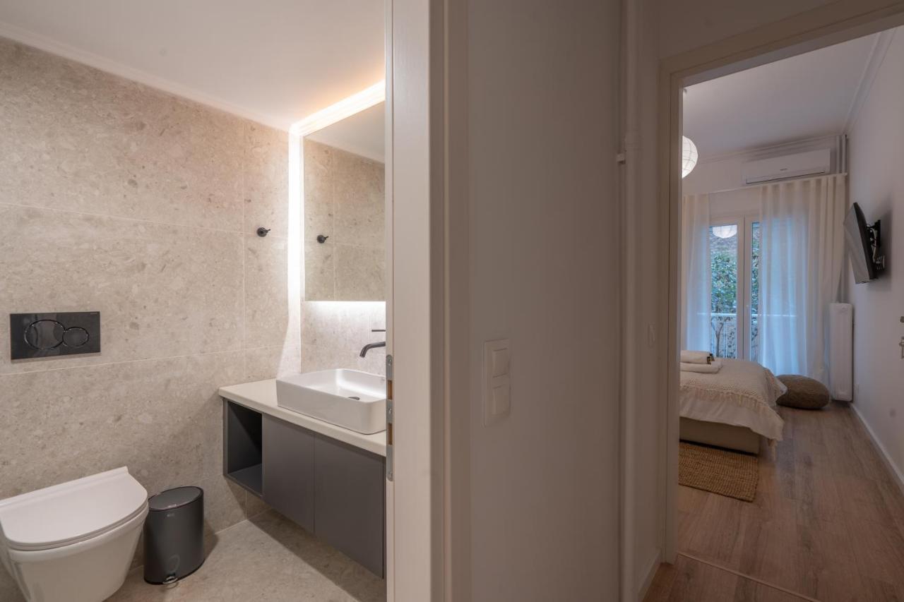 Unique 2 Bedrooms Apartment, Steps To Plaka And City Center Αθήνα Εξωτερικό φωτογραφία